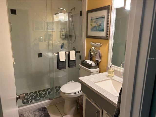 6190 80TH STREET N 204, St Petersburg, FL 33709