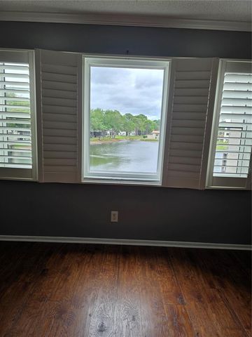 6190 80TH STREET N 204, St Petersburg, FL 33709