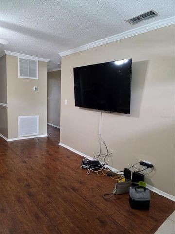 6190 80TH STREET N 204, St Petersburg, FL 33709