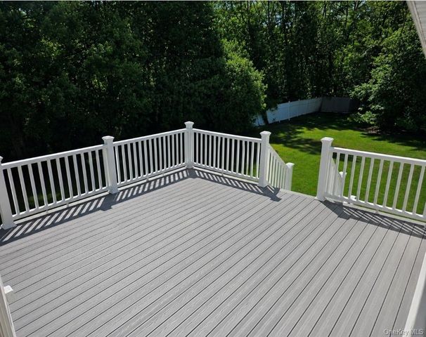 20 Kendell Drive, Wappingers Falls, NY 12590