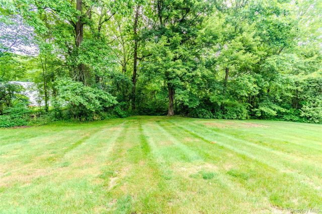20 Kendell Drive, Wappingers Falls, NY 12590