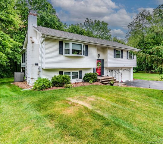 20 Kendell Drive, Wappingers Falls, NY 12590