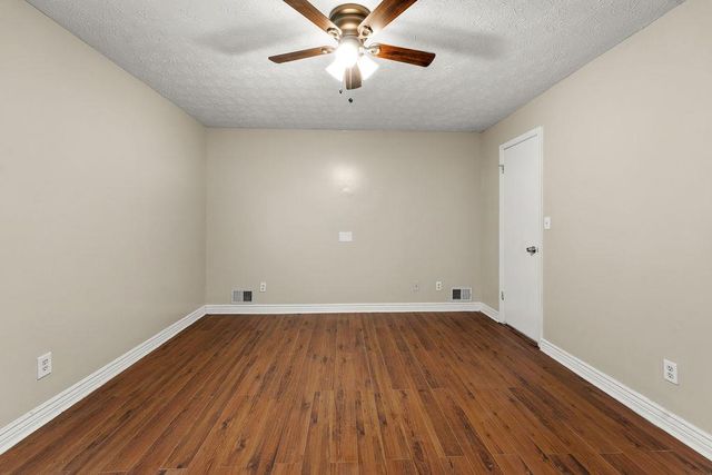 116 Stagecoach Trail, Stockbridge, GA 30281