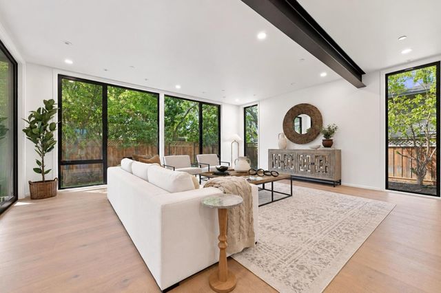 1101 May Brown Avenue, Menlo Park, CA 94025
