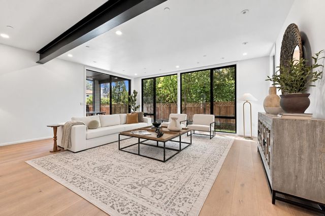 1101 May Brown Avenue, Menlo Park, CA 94025
