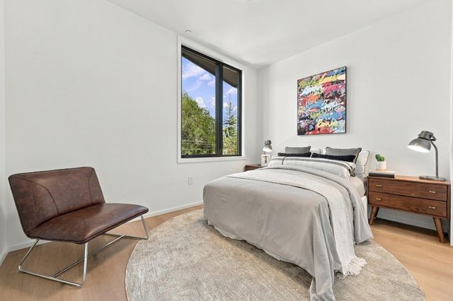 1101 May Brown Avenue, Menlo Park, CA 94025