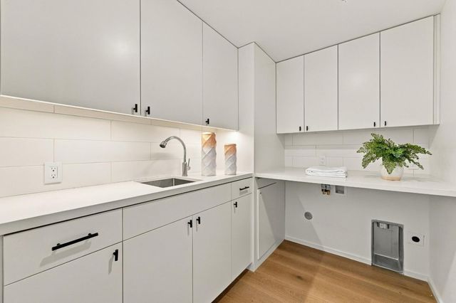 1101 May Brown Avenue, Menlo Park, CA 94025