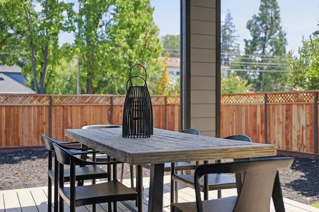 1101 May Brown Avenue, Menlo Park, CA 94025