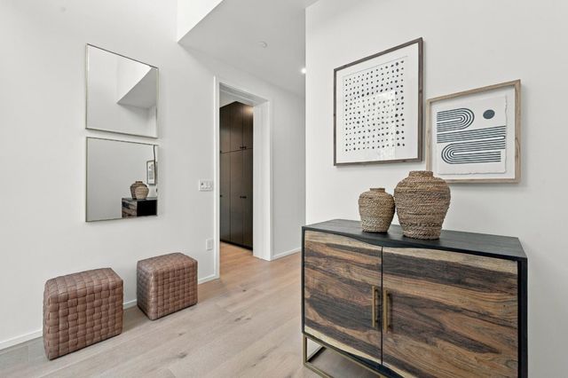 1101 May Brown Avenue, Menlo Park, CA 94025