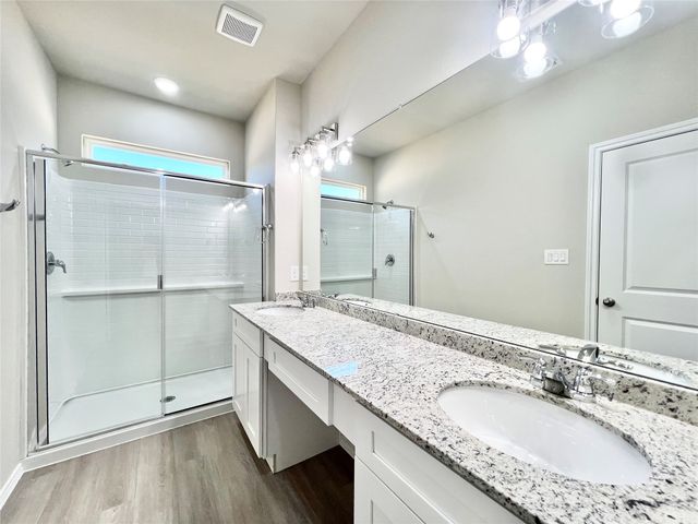 3501 E Renfro Street 417, Burleson, TX 76028