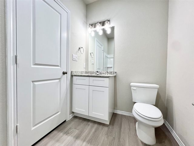 3501 E Renfro Street 417, Burleson, TX 76028