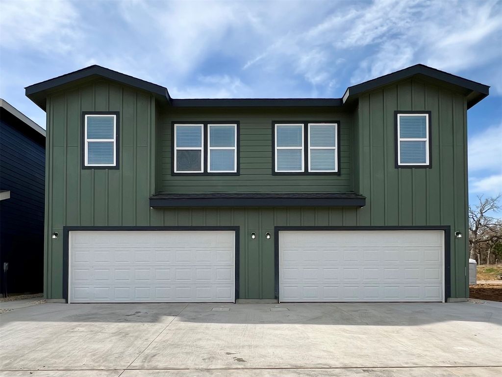 3501 E Renfro Street 417, Burleson, TX 76028