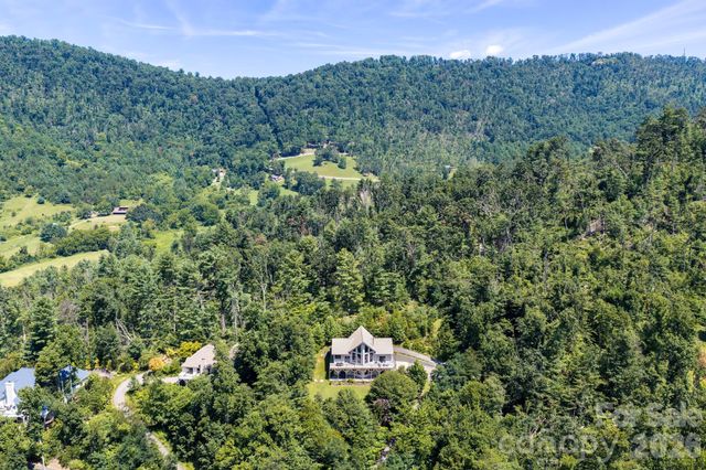 9 Bees Mountain Drive, Asheville, NC 28804