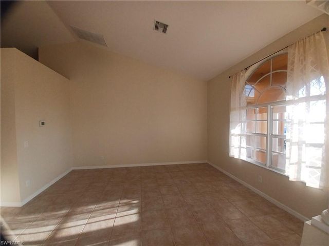 2117 NW 14th TER, Cape Coral, FL 33993