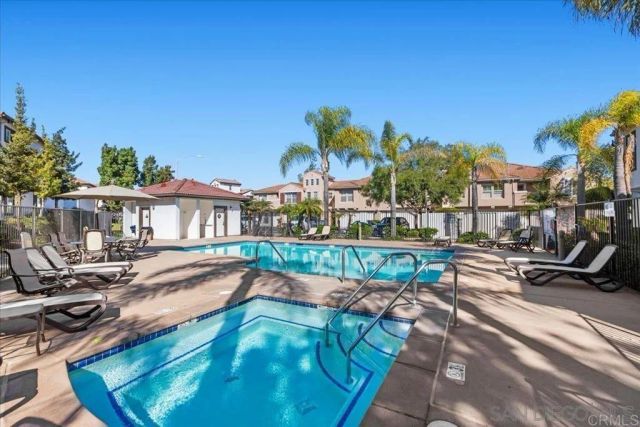 5064 Via Manos B, Oceanside, CA 92057