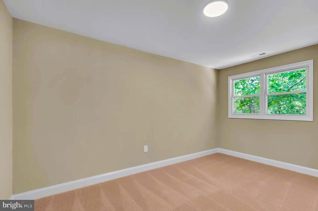 510 PINEHURST RD, Cream Ridge, NJ 08514