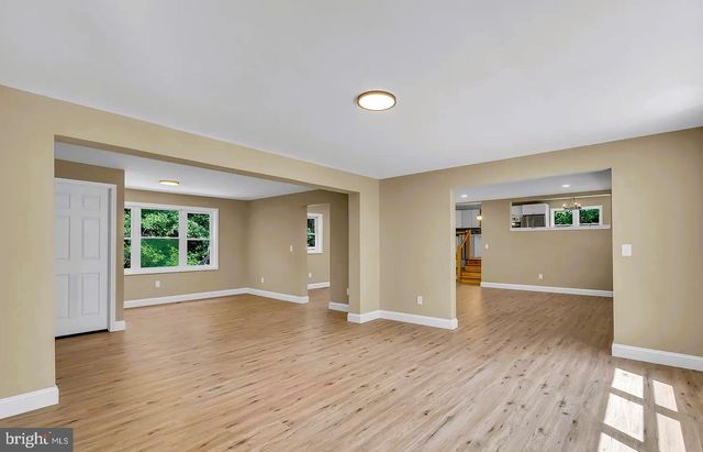 510 PINEHURST RD, Cream Ridge, NJ 08514