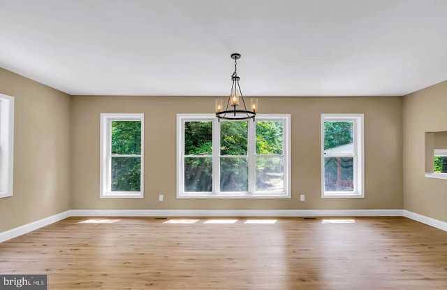 510 PINEHURST RD, Cream Ridge, NJ 08514