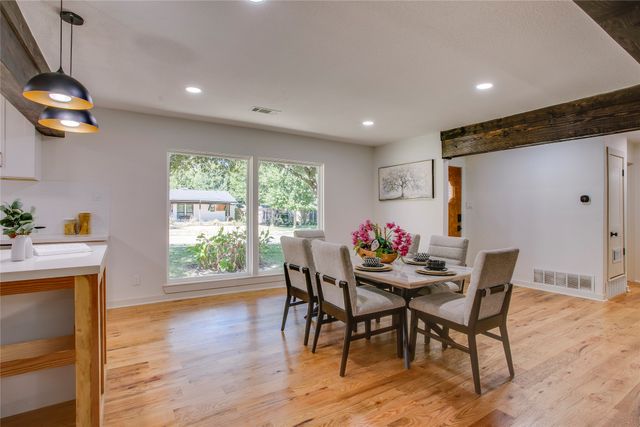 2828 Larkspur Lane, Dallas, TX 75233