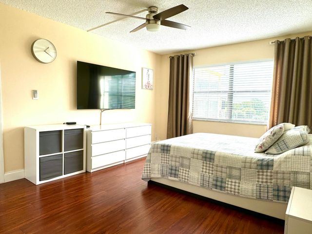 9355 SW 8th Street 417, Boca Raton, FL 33428