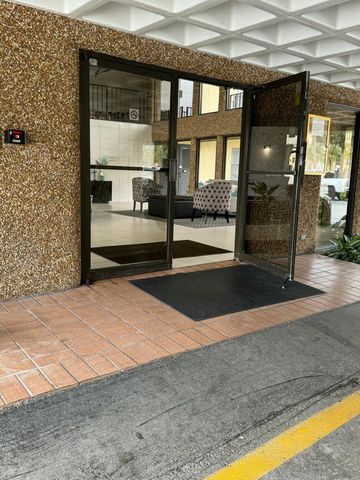 9355 SW 8th Street 417, Boca Raton, FL 33428