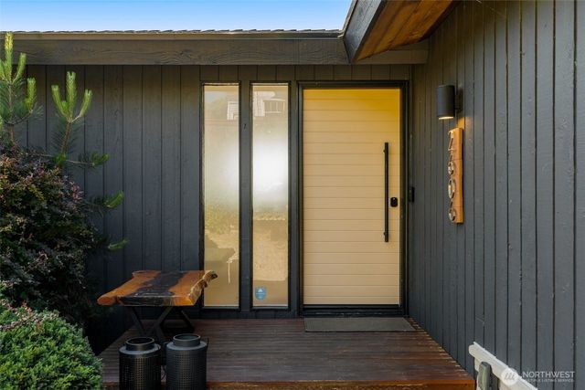 2606 NW 201st Street, Shoreline, WA 98177