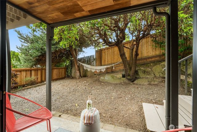 2606 NW 201st Street, Shoreline, WA 98177