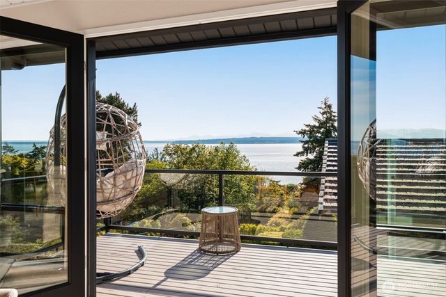 2606 NW 201st Street, Shoreline, WA 98177