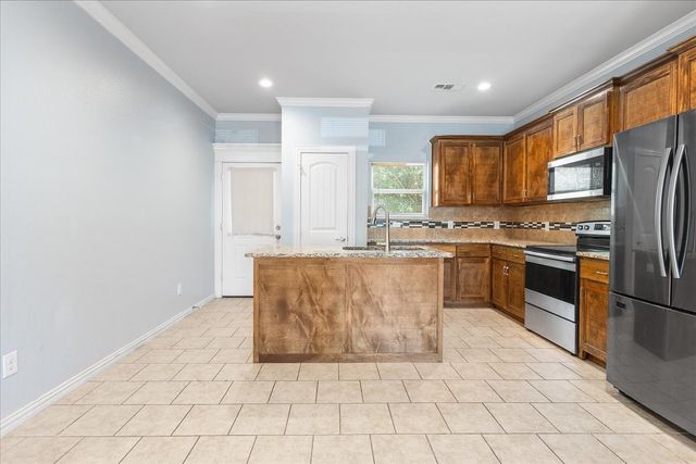 2738 Morning Avenue, Dallas, TX 75210