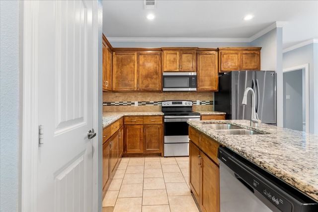 2738 Morning Avenue, Dallas, TX 75210