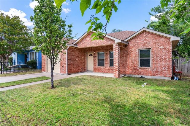 2738 Morning Avenue, Dallas, TX 75210