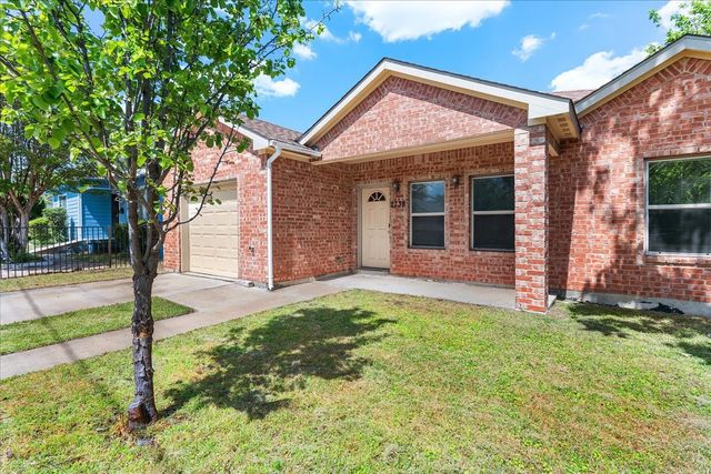 2738 Morning Avenue, Dallas, TX 75210