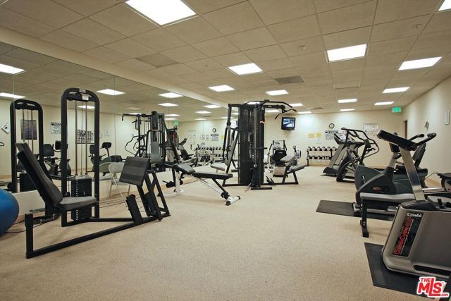 11500 San Vicente Boulevard 221, Los Angeles, CA 90049
