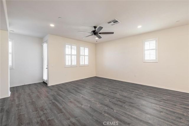 120 S Pacific Avenue S 39, Santa Ana, CA 92703