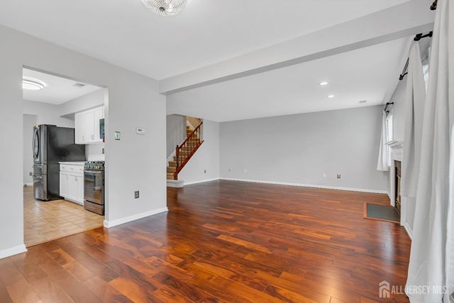 31 Fair Acres Court, South Brunswick, NJ 08540