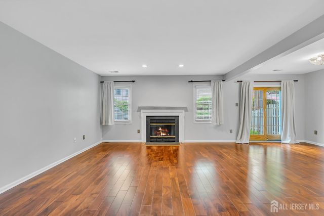31 Fair Acres Court, South Brunswick, NJ 08540
