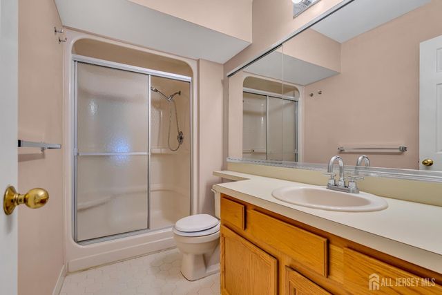 31 Fair Acres Court, South Brunswick, NJ 08540