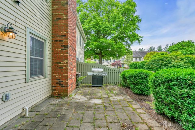 31 Fair Acres Court, South Brunswick, NJ 08540