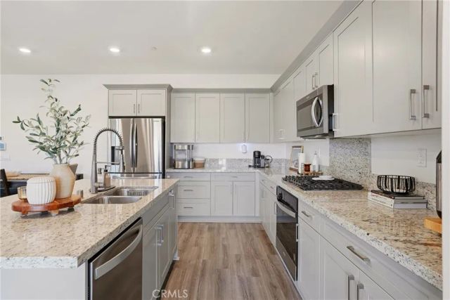 8357 Sun Rose Court, Jurupa Valley, CA 92509
