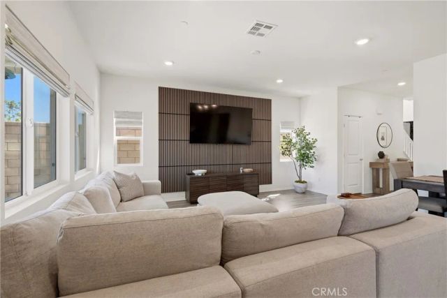 8357 Sun Rose Court, Jurupa Valley, CA 92509