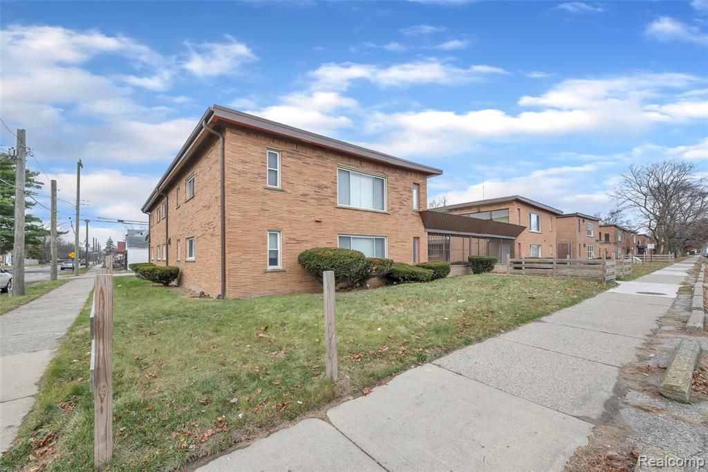 16701 Greenfield Road, Detroit, MI 48235