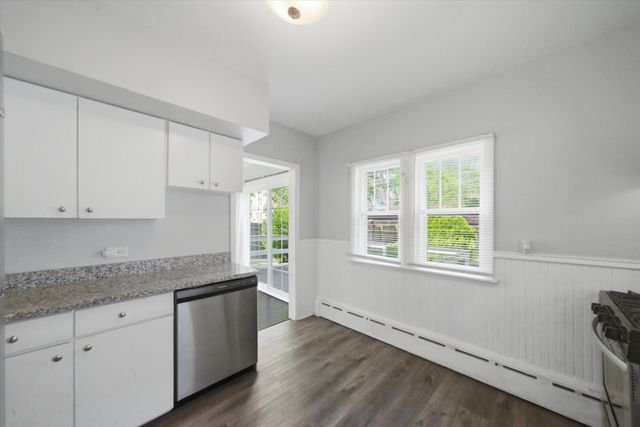 1318 N Jackson Street, Waukegan, IL 60085