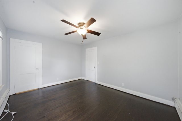 1318 N Jackson Street, Waukegan, IL 60085