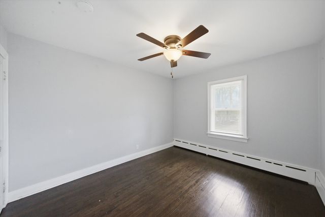 1318 N Jackson Street, Waukegan, IL 60085