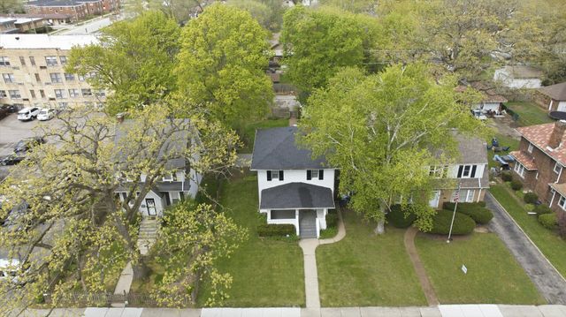 1318 N Jackson Street, Waukegan, IL 60085