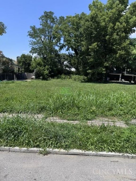 1722 Fairfax Avenue, Cincinnati, OH 45207