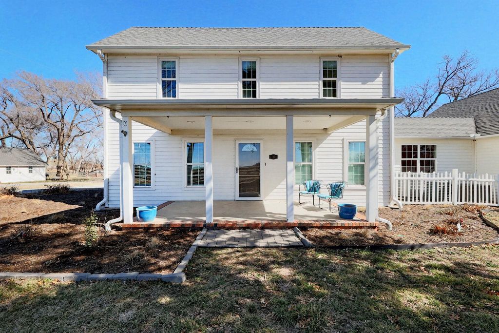 21424 SW County Line Road, Rose Hill, KS 67133