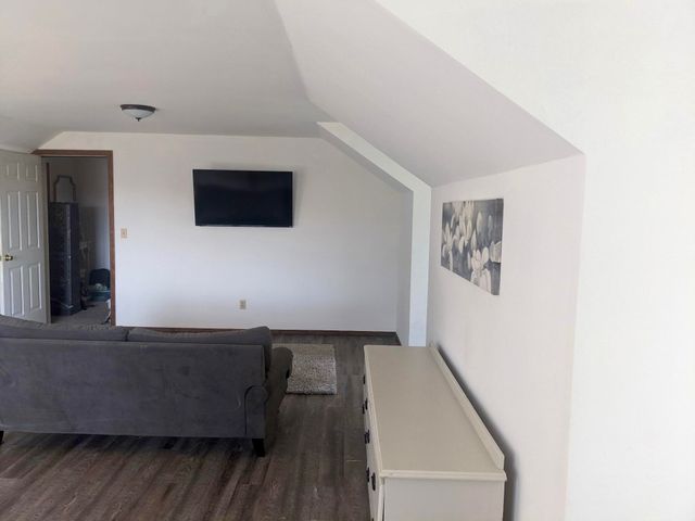 5 Darin Avenue, Morrisonville, NY 12962