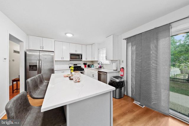 153 LILAC ST, Browns Mills, NJ 08015