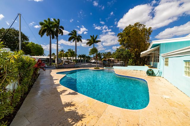 2631 Key Largo Lane, Fort Lauderdale, FL 33312